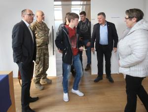 SEZNANITEV VOJAŠKIH OBVEZNIKOV Z VOJAŠKO DOLŽNOSTJO 26 FOTO LJUBO VUKELIČ